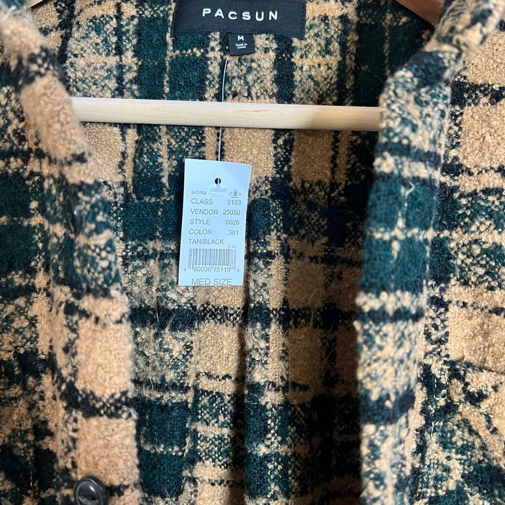 Pacsun Wooly Plaid Oversized Shacket size medium - Picture 5 of 7
